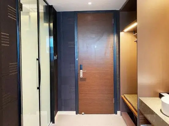 HomeinnsPlus Hotel（Shanghai Pudong International Airport East Station Branch)