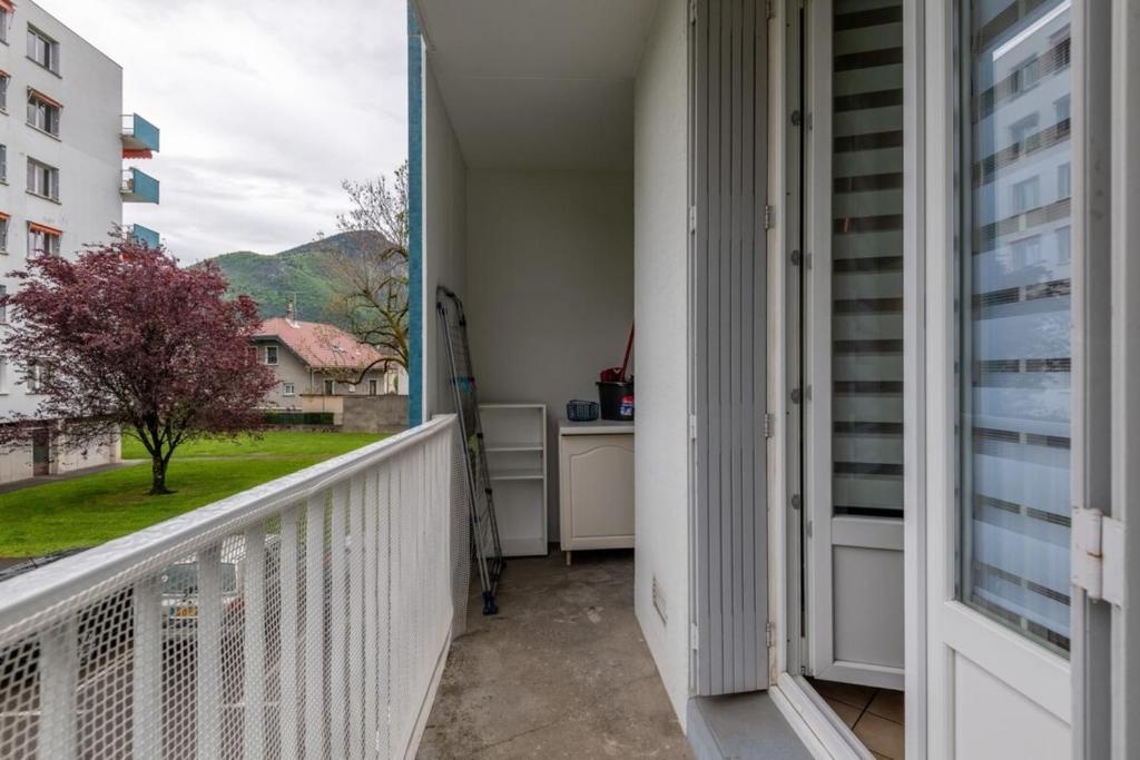 Apartment Classified 3 stars quiet close to the lake and shops