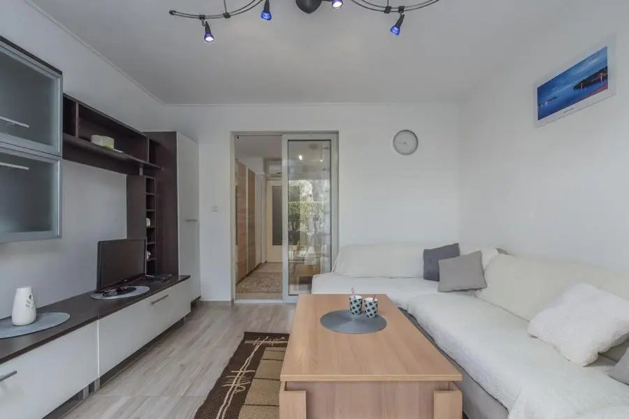 Apartment Lana