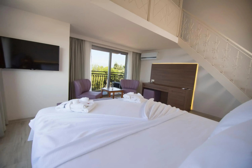 Neopol Hotel Deluxe