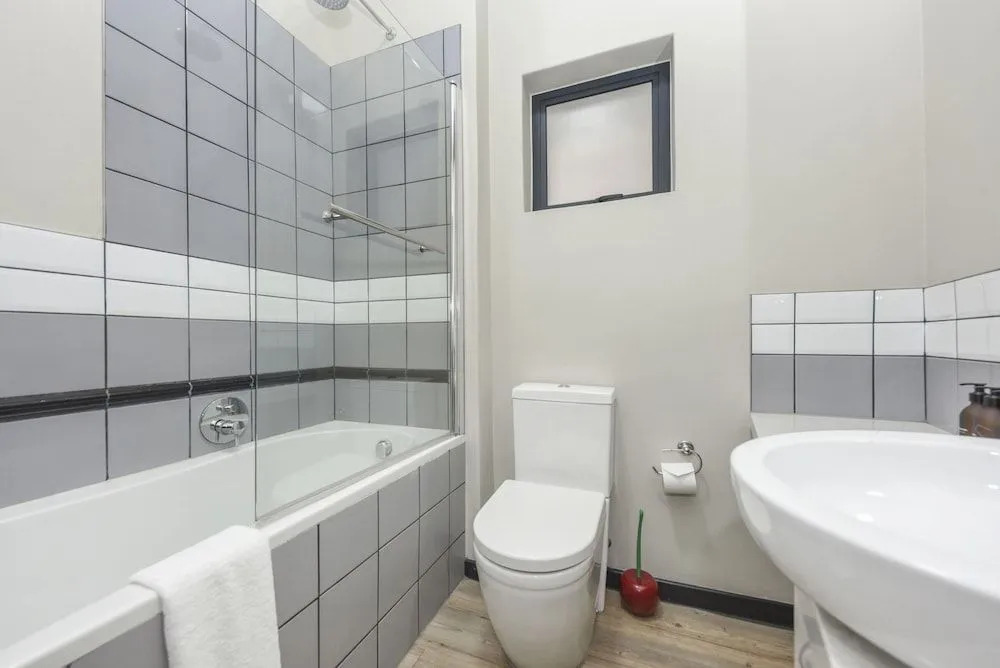 The Vantage Serviced Apartment Collection