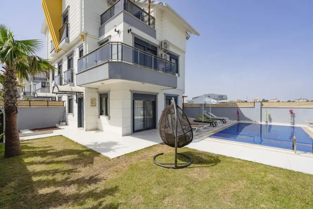 Secluded Villa With Private Pool in Serik