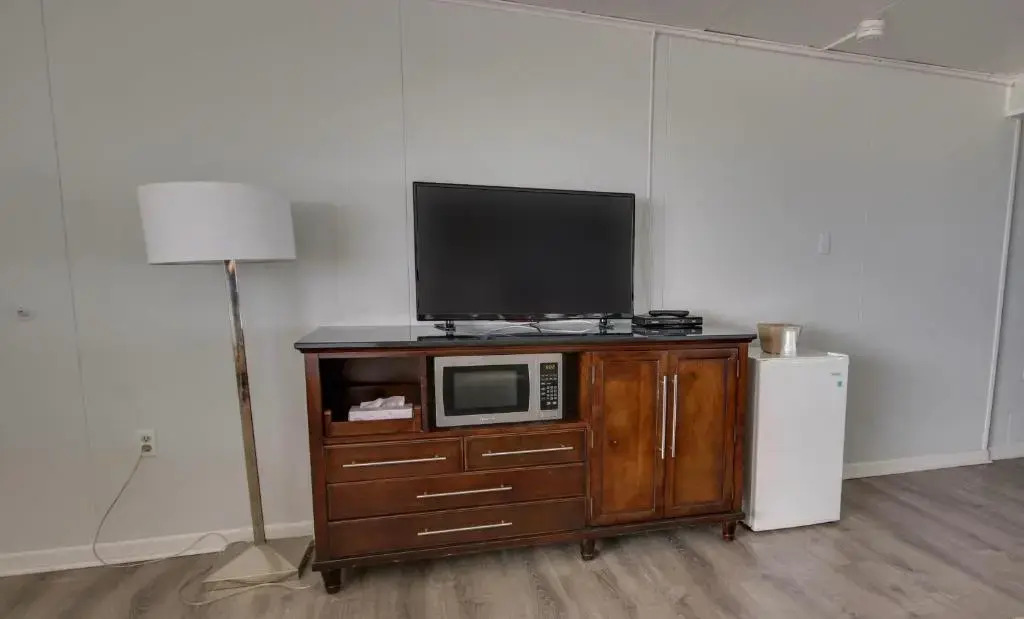 Rideau Oceanfront Motel
