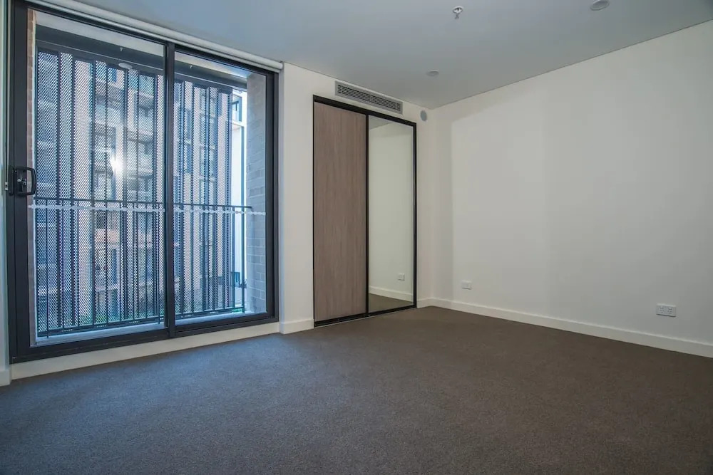 Lovely & Luxurious Townhouse In Zetland
