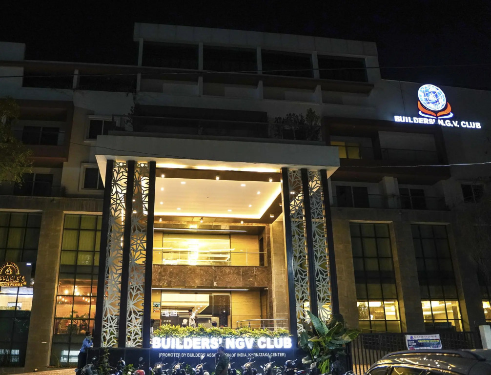 BNGV Mystic Premier Hotel