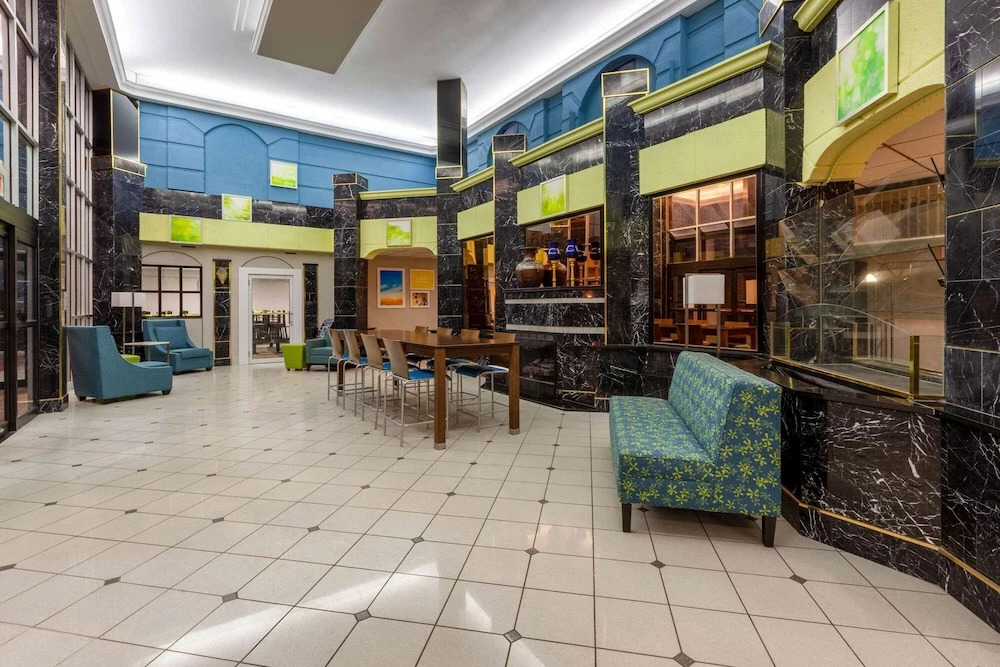 Days Inn by Wyndham Sandusky Cedar Point