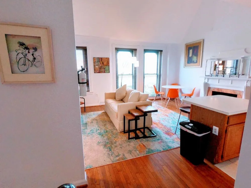 Hotspot On 17th St Nw 2br Steps To Dupont Circle 2 Bedroom Apts