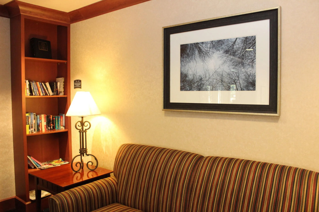 Sonesta ES Suites Portland Vancouver 41st Street