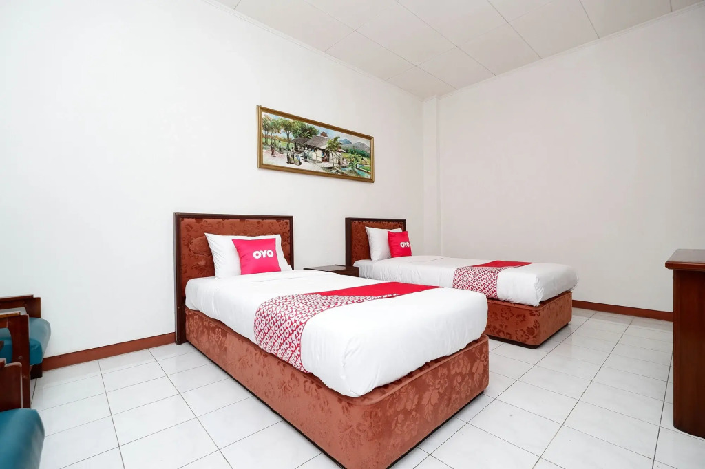 SUPER OYO Capital O 1644 Hotel Griya Kencana