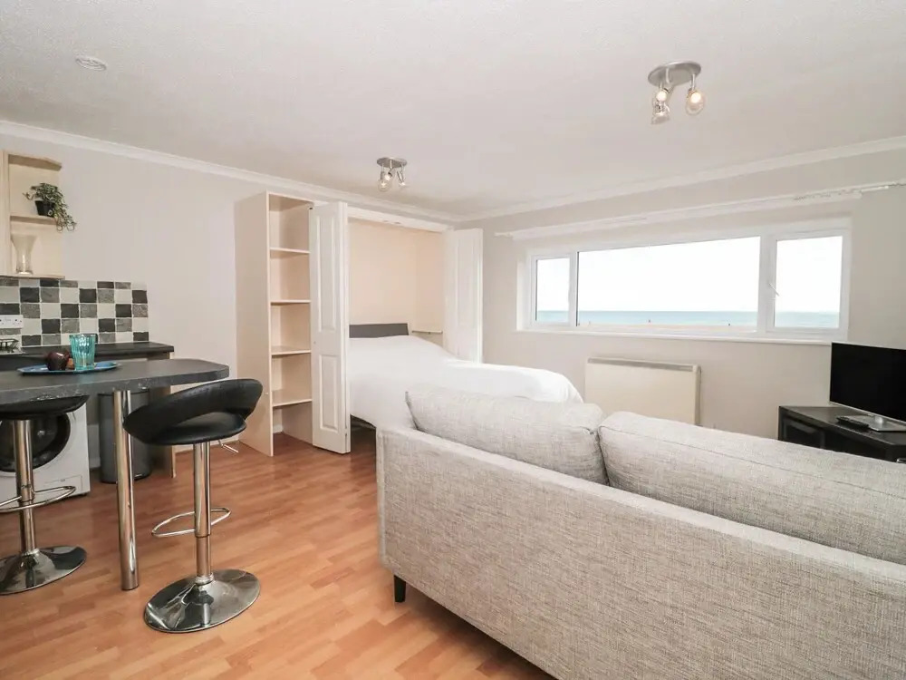 Flat 30