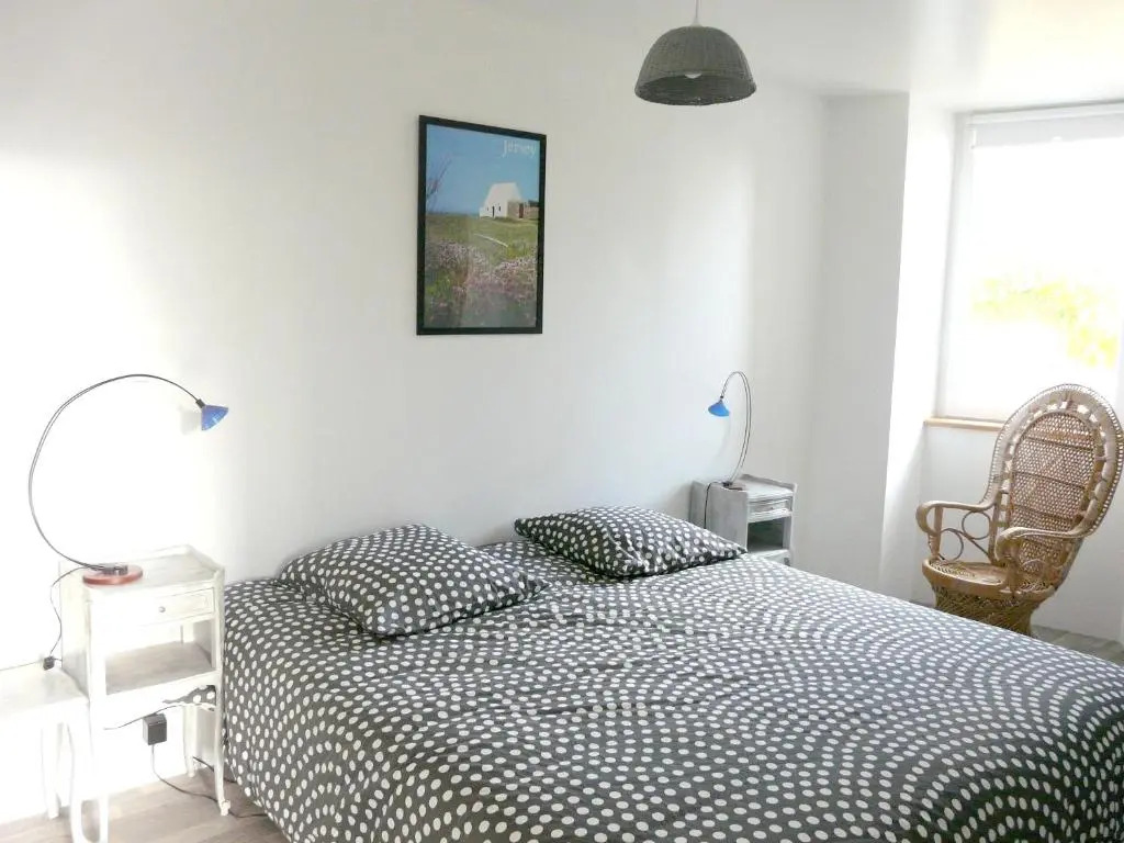 Villa With 6 Bedrooms in Le Locheur, With Private Pool, Enclosed Garde
