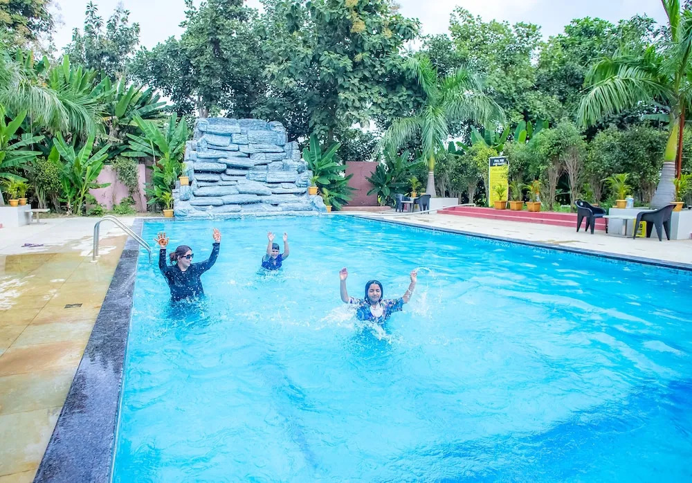 Jharna Resort-Navegaon Gate