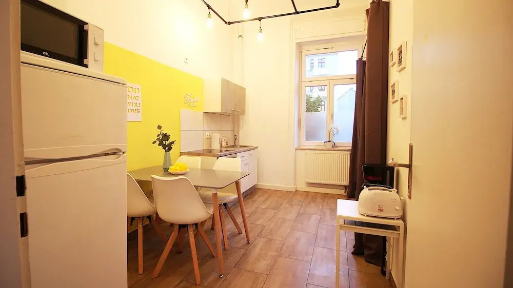 Geräumiger Altbau für große Gruppen