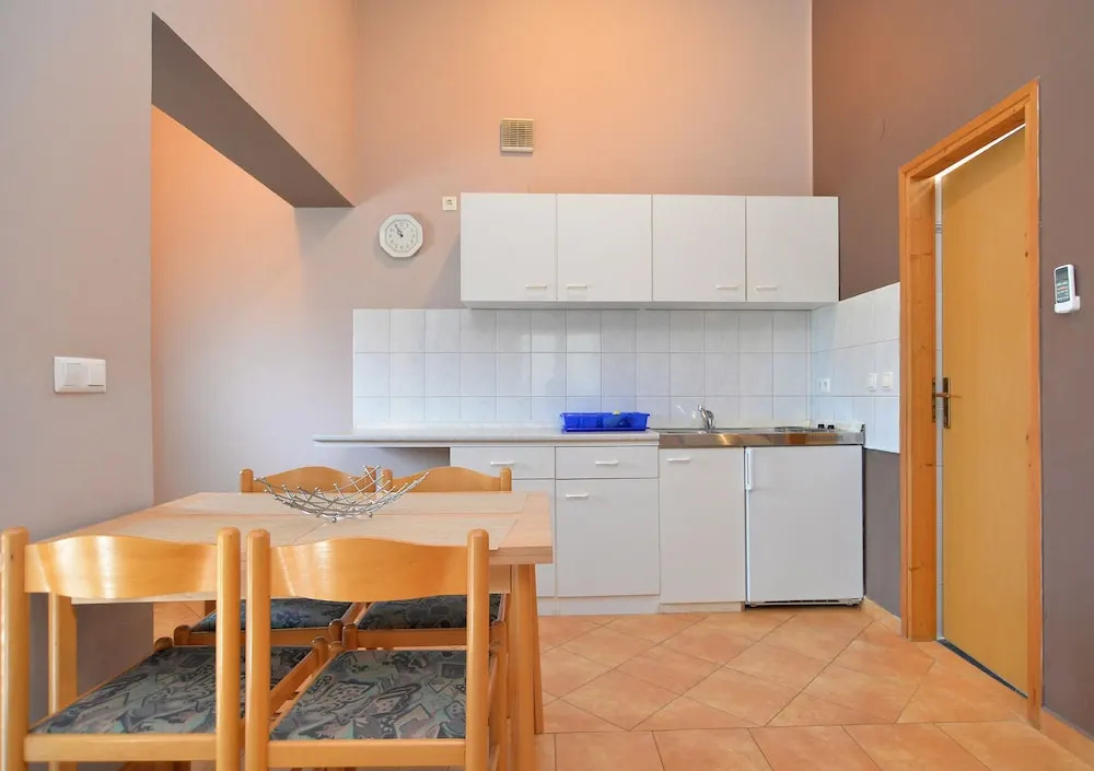 Apartment 1692