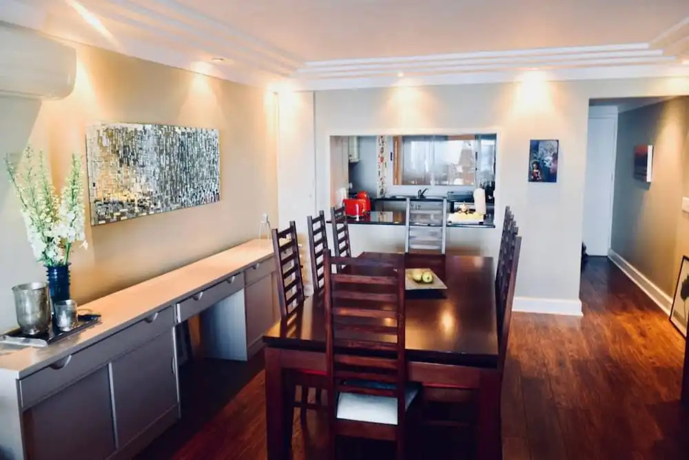 2 Bedroom Luxury Apartment in Bantry Bay