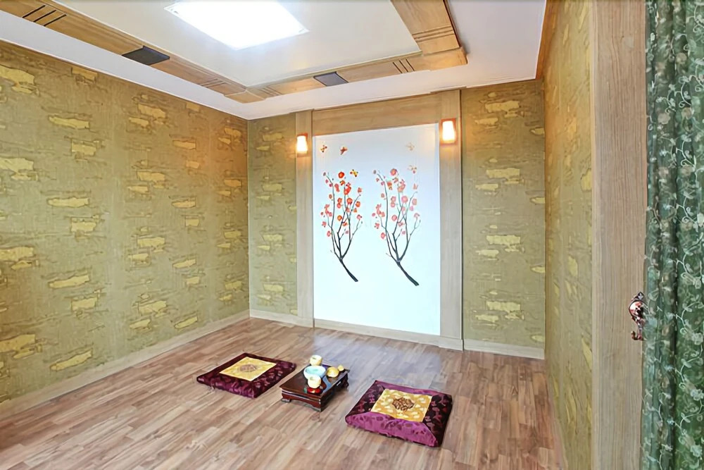 Yangyang Freesia Pension