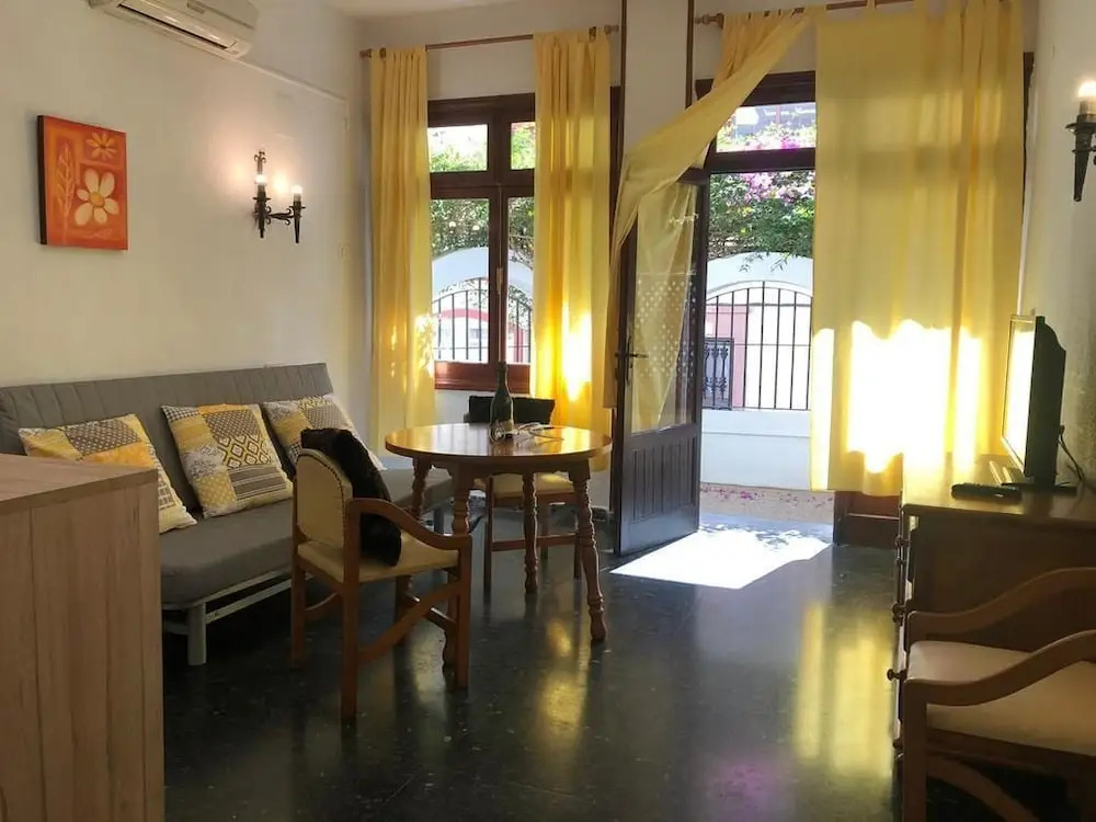 MalagaSuite Cozy Apartment in Torremolinos