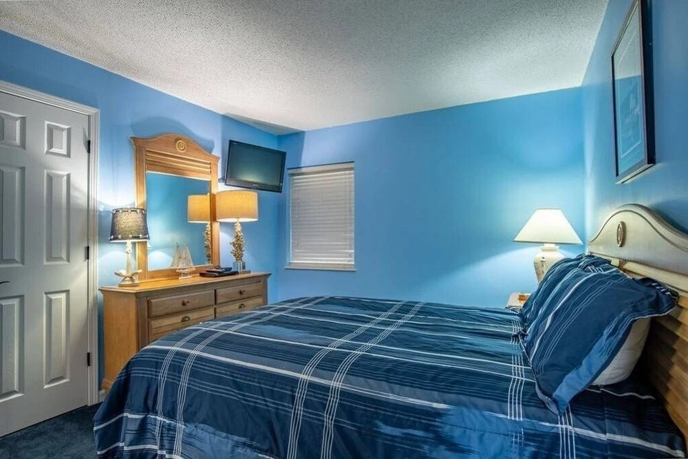 Windy Hill Dunes 104 3 Bedroom Condo by RedAwning, North Myrtle Beach
