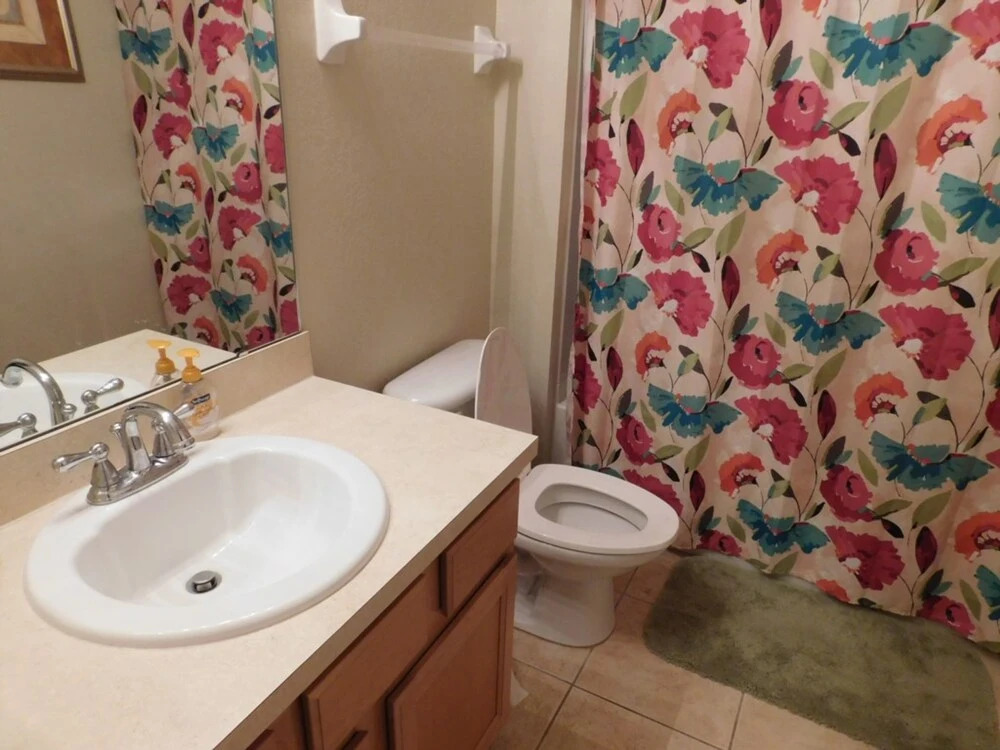 Coral Cay 2475