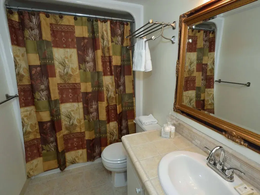 Silvercreek #1215: 2 Bedroom, 2 Bath Nicest Rental in kid Friendly Silver Creek