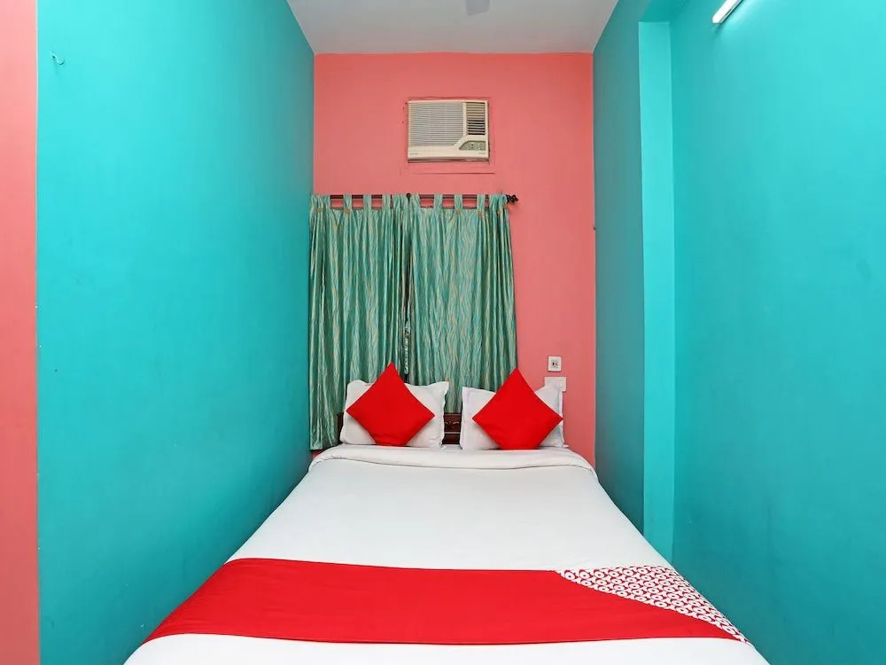 OYO 16600 Ken Guest House 2