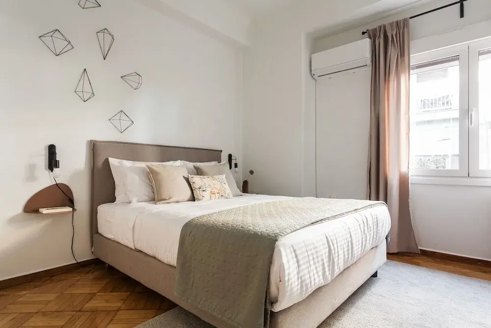 Groovy 2BR Apartment in Koukaki
