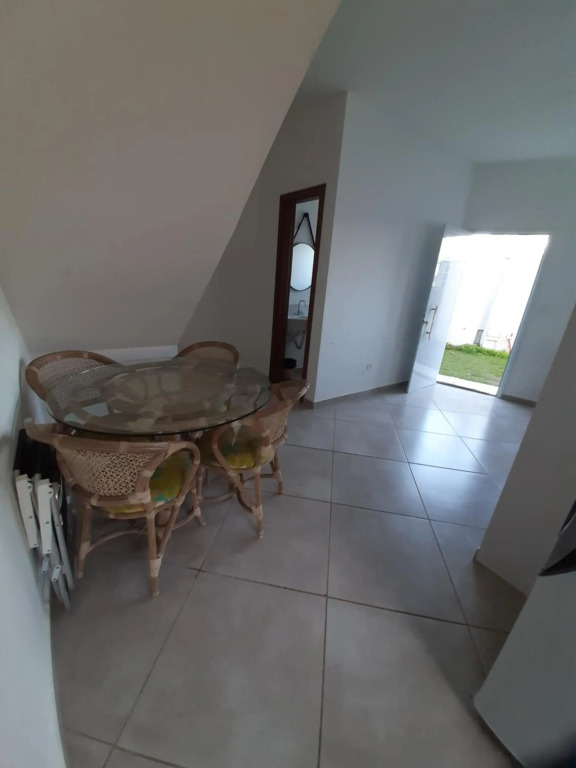 Sobrado frente ao SESC, WIFI 300MB, 2 vagas auto, cozinha, churrasqueira, moderno e reformado