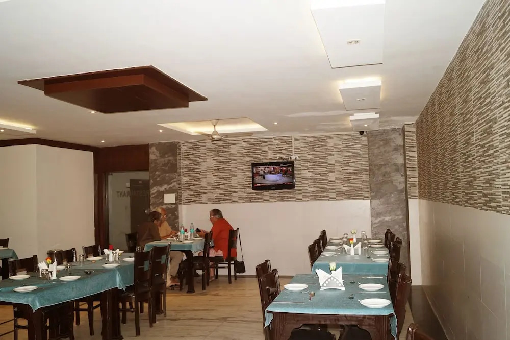 Optimum Sheela Inn @ Taj