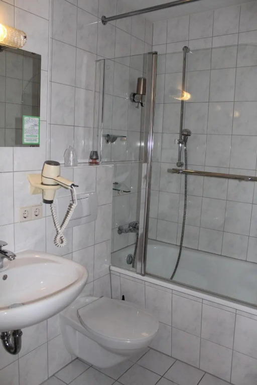 Hotel zum Goldenen Wagen
