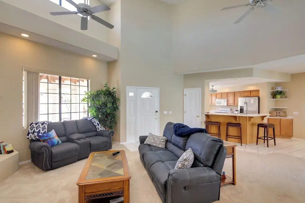 3 Mi to Lake Havasu: Luxe Home w/ Pool & Spa!