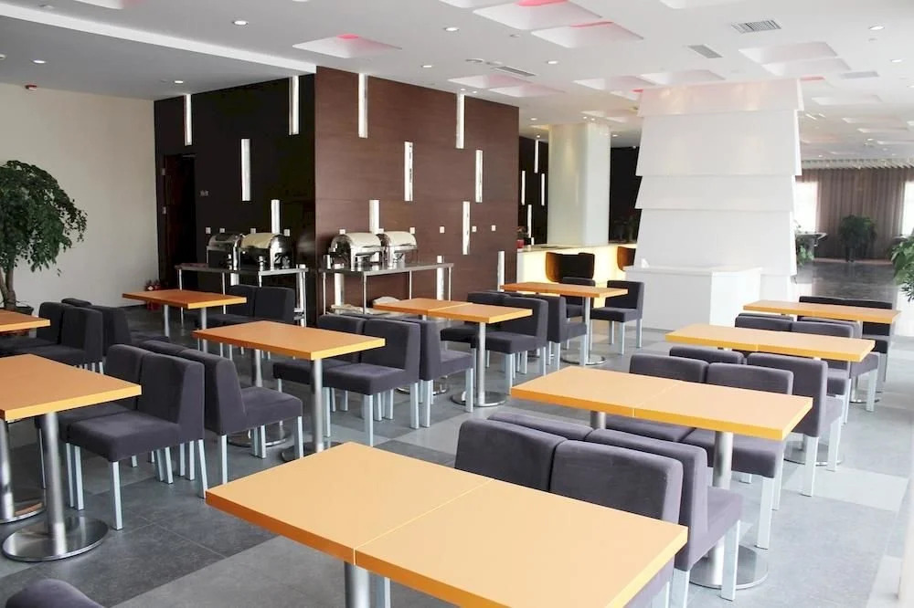 Regal Hotel (Hohhot Haidong Road)