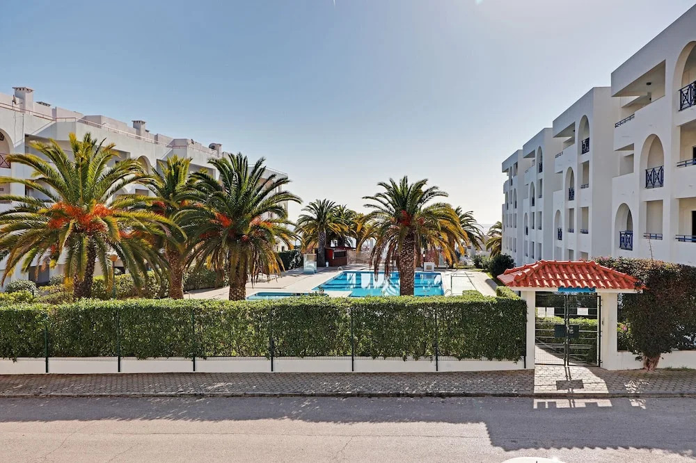 Armacao de Pera with Pool by Homing
