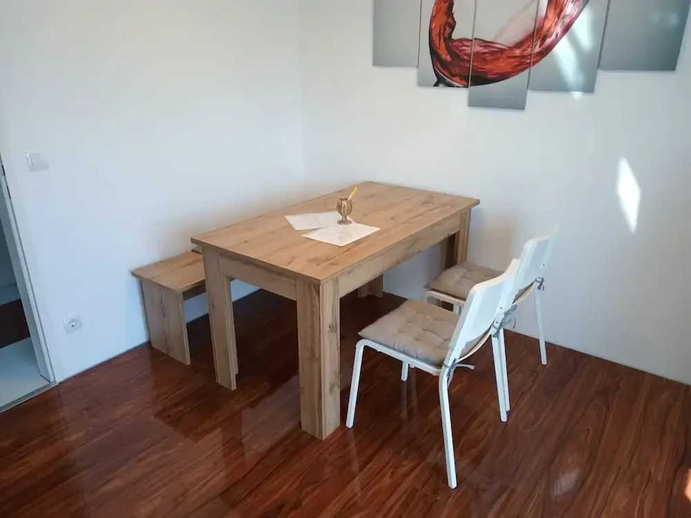 Aw82 - Apartments in the Sunny South, Directly in the Countryside and Quickly in