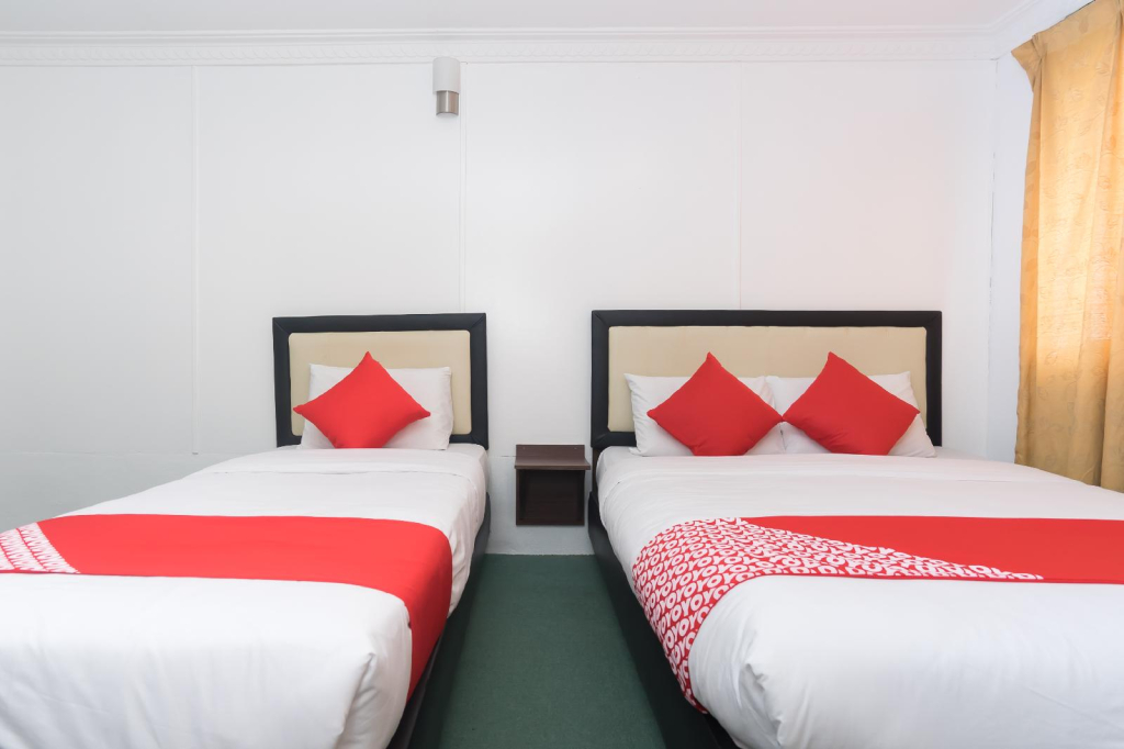 OYO 757 MFU Firdaus Hotel