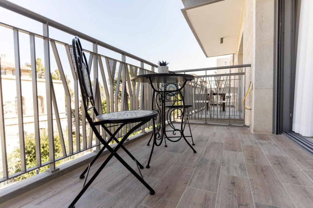 Gorgeous 1 bedroom apt Haneviim 46 Jerusalem