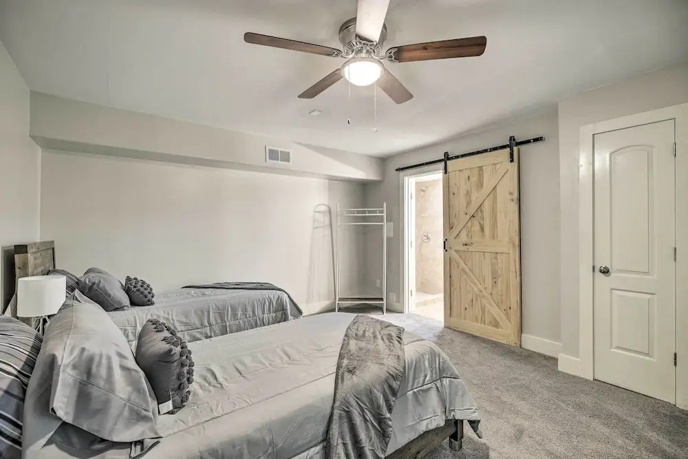 3-story Houston Townhome: 1 Mi to Minute Maid Park