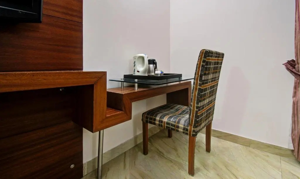 Treebo Maharaja Residency Family Hotel
