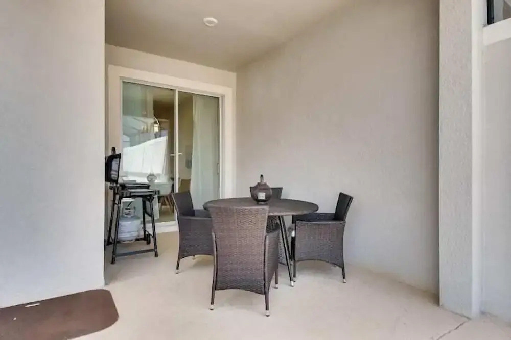 4901 RC - Storey Lake - Luxury 4 Bed Villa