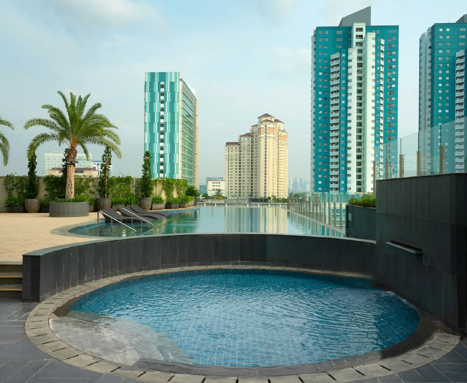 Holiday Inn & Suites Jakarta Gajah Mada by IHG