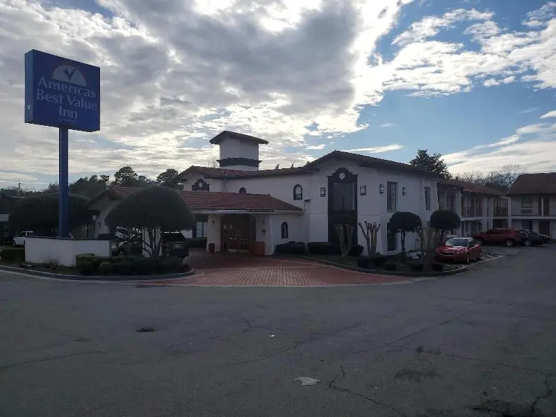 Budget Host Inn- Medical Center