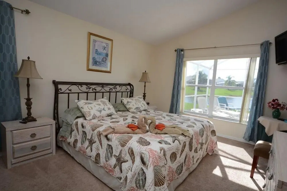 1029 3 Bedroom Pool Home, Eagle Pointe Kissimmee