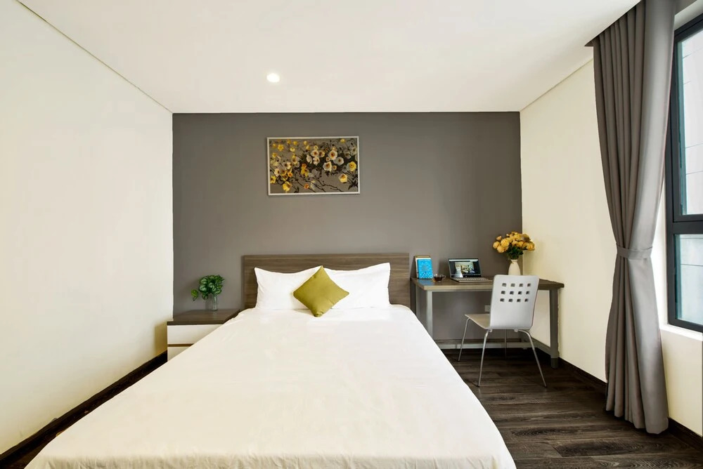 Hi-Home Suites - City view in HongKong Tower