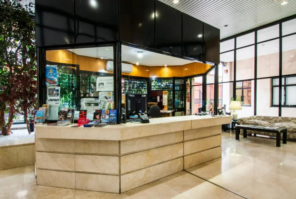 Отель Espahotel Plaza Basílica