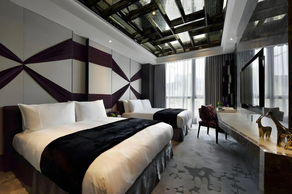 Boda Hotel