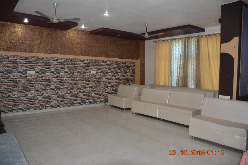 Hotel Vishnu Vilas