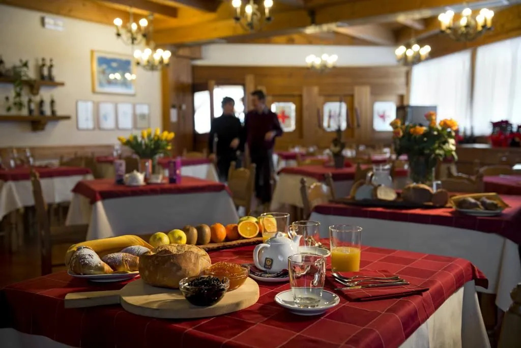 Hotel Vezzena