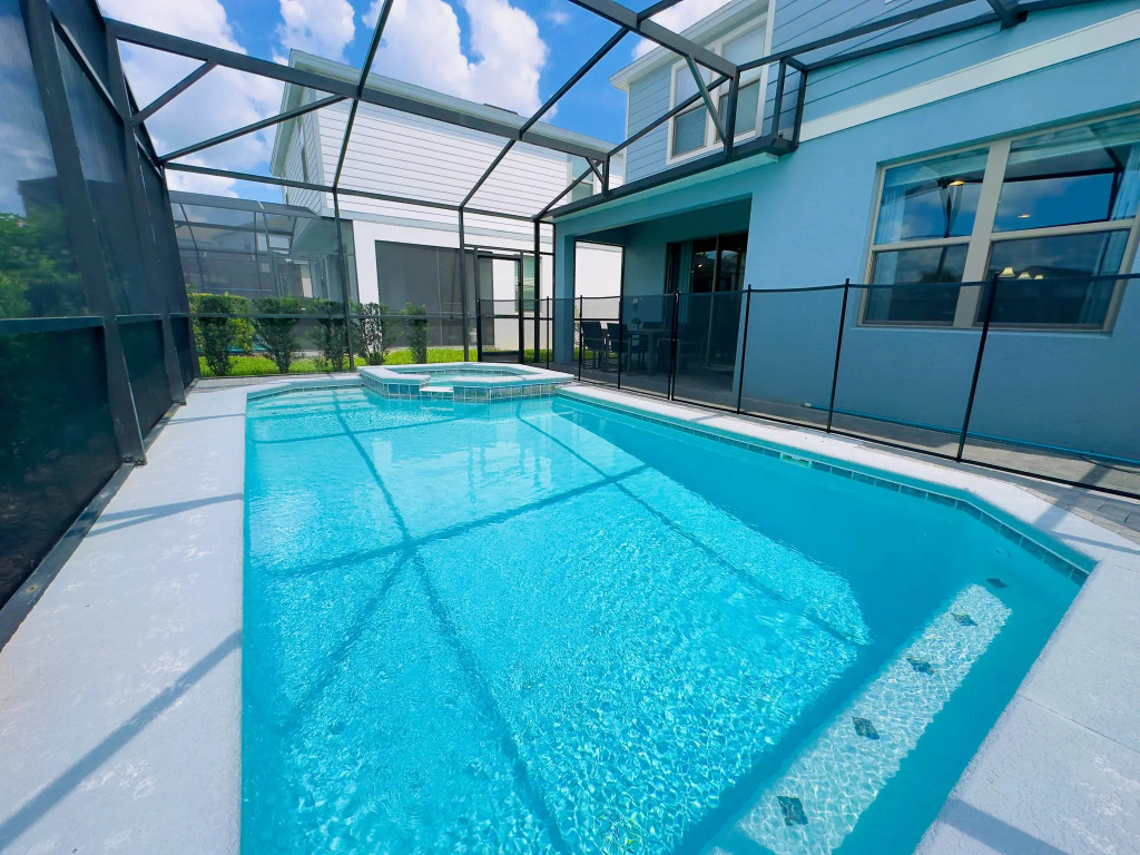 Disney Vacation Luxury Home w/Private Pool (2481), Kissimmee, US