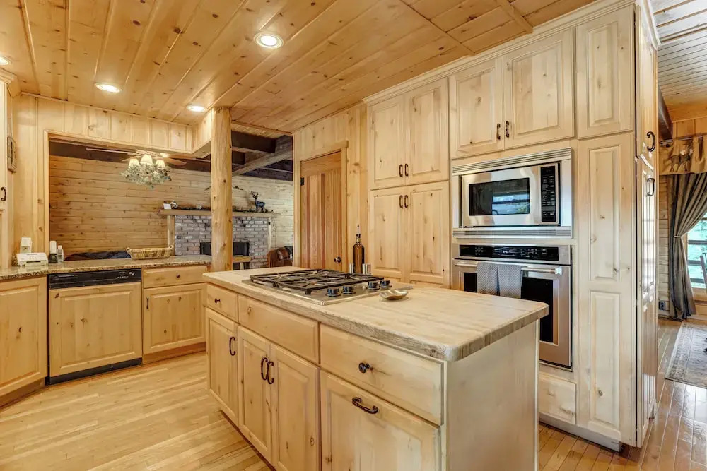 Log Lodge