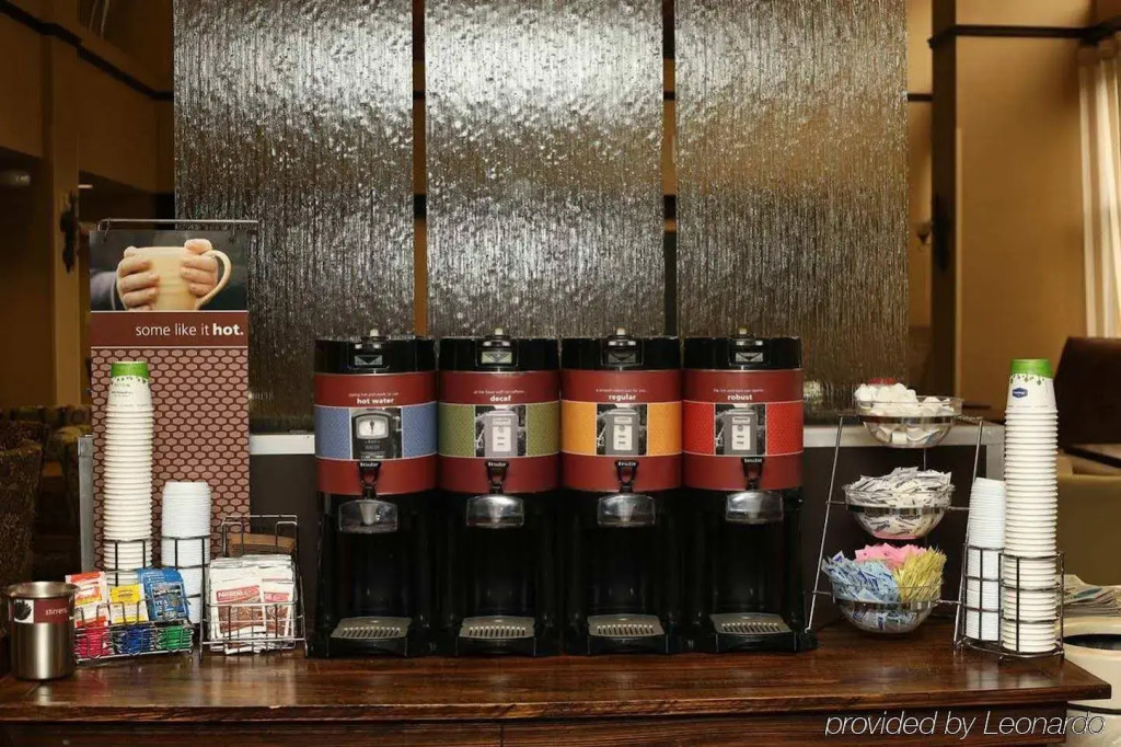 Hampton Inn and Suites Lafayette