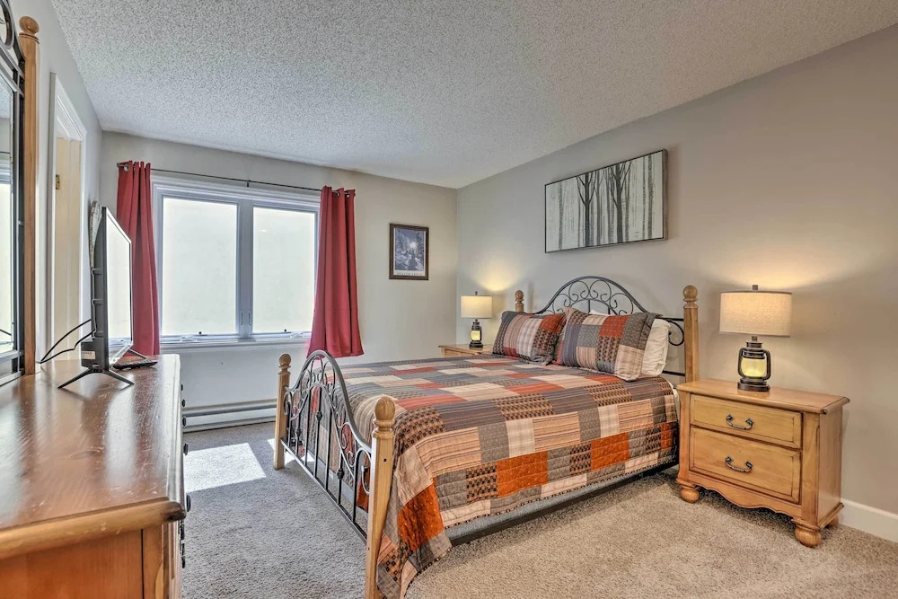Upscale Avon Condo w/ Balcony & Mountain View!